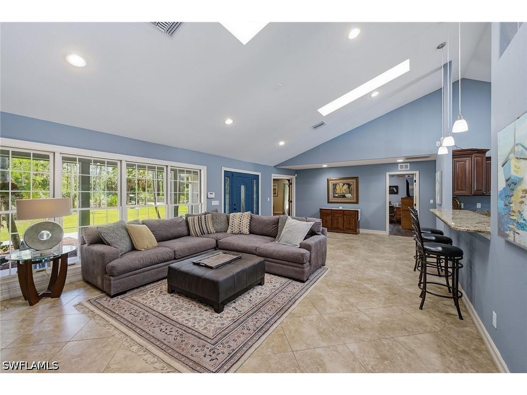 3731 5th Avenue NW Naples FL 34120 226018256 image6