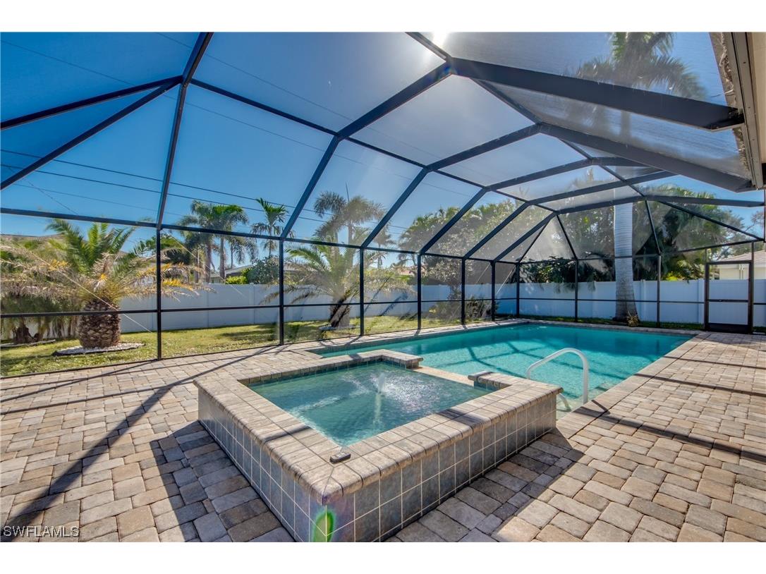 3731 SE 3rd Place Cape Coral FL 33904 223078211 image1