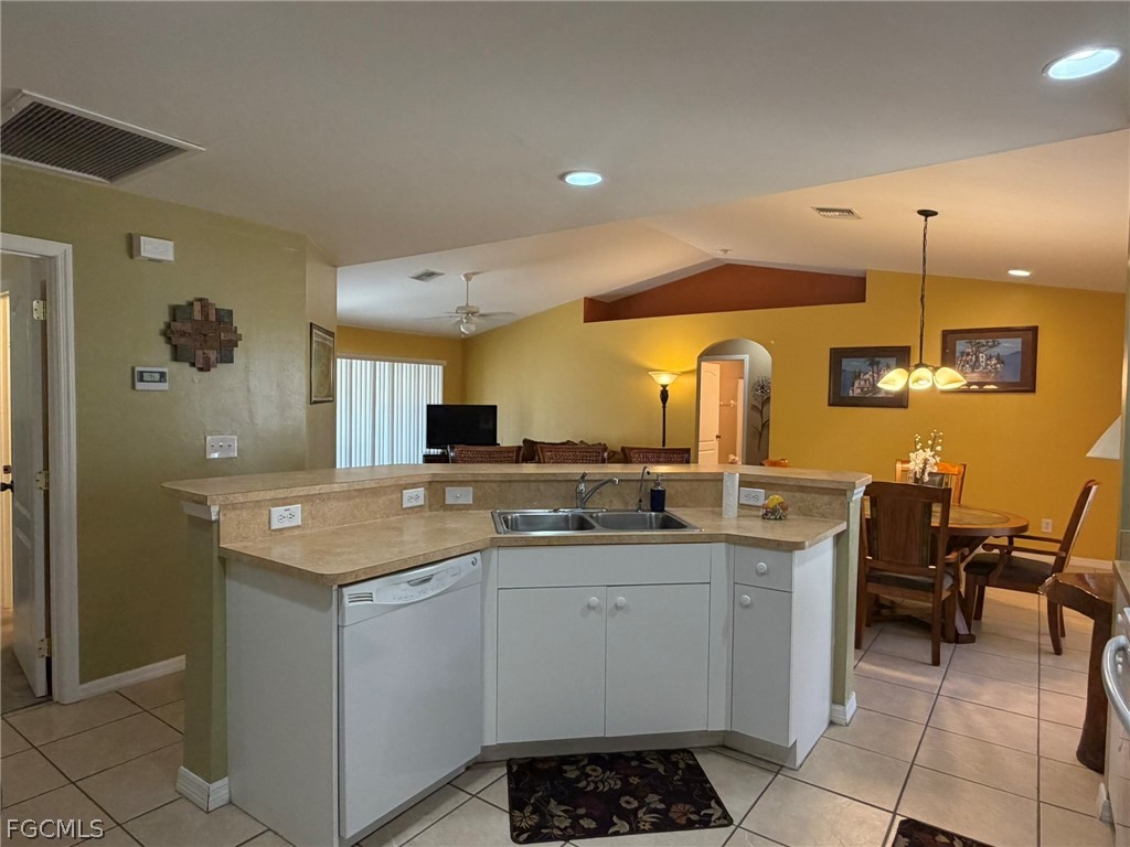 3732 NE 12th Place Cape Coral FL 33909 2026012514 image18