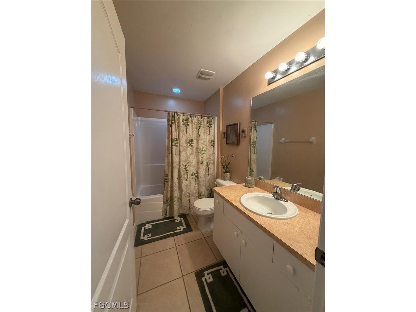 3732 NE 12th Place Cape Coral FL 33909 2026012514 image35