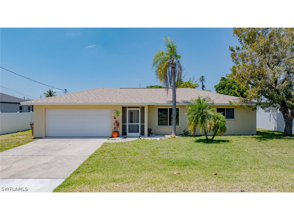 3732 SE 1st Avenue Cape Coral FL 33904 224034763 image1