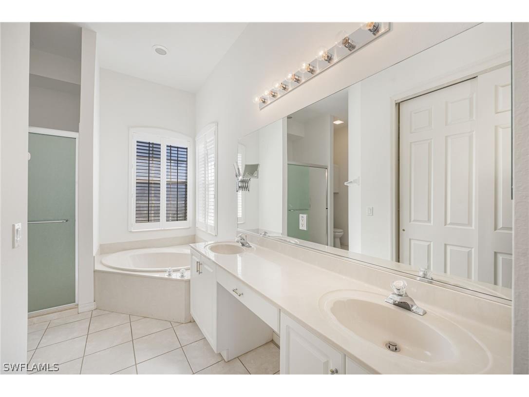 3733 Royal Wood Boulevard Naples FL 34112 226001653 image21