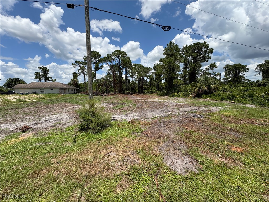 3734 Kemper Street Fort Myers FL 33905 2025004963 image2