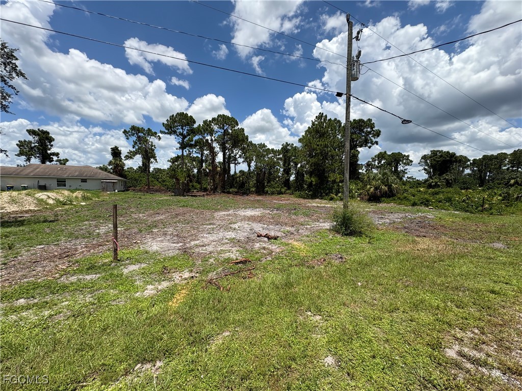 3734 Kemper Street Fort Myers FL 33905 2025004963 image6