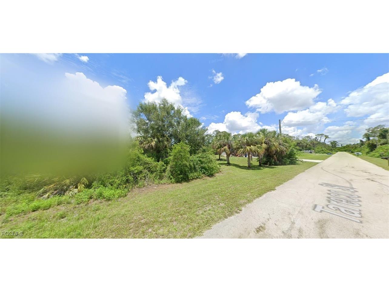 3734 Tareco Street Fort Myers FL 33905 2025014985 image4