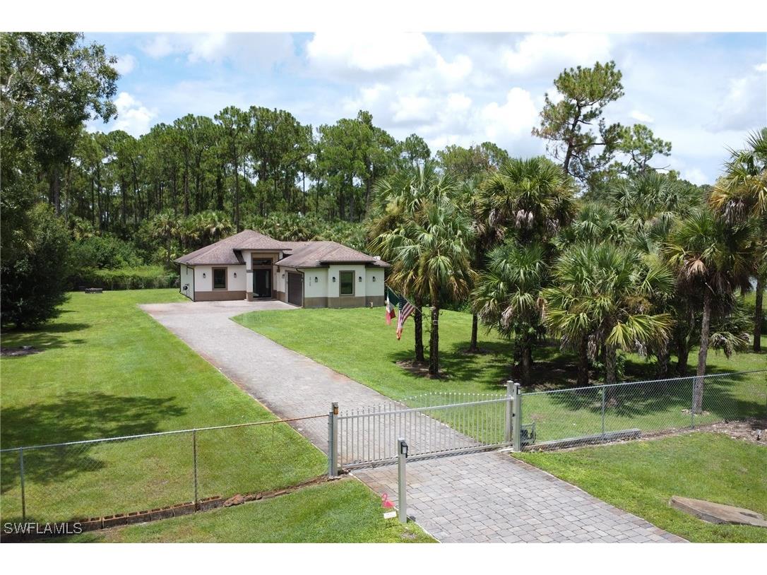 3735 32nd Avenue SE Naples FL 34117 225065405 image1