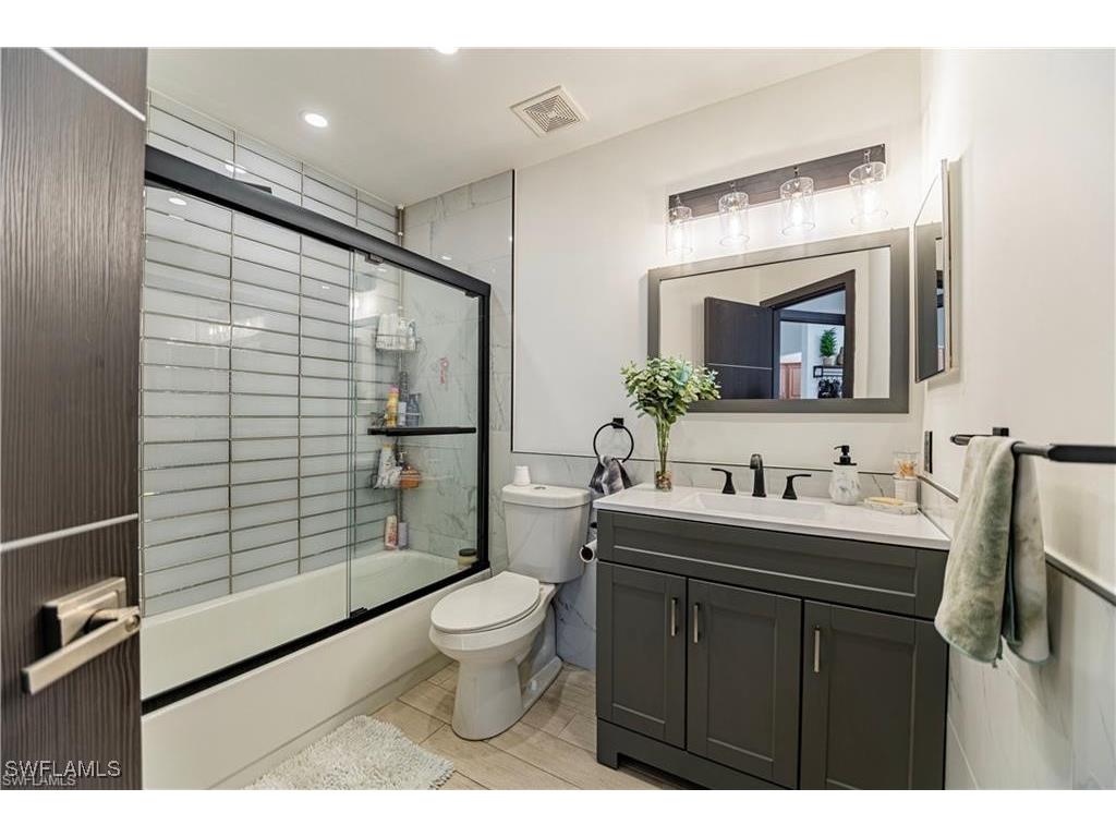 3735 Fieldstone Boulevard #9 Naples FL 34109 226004271 image9