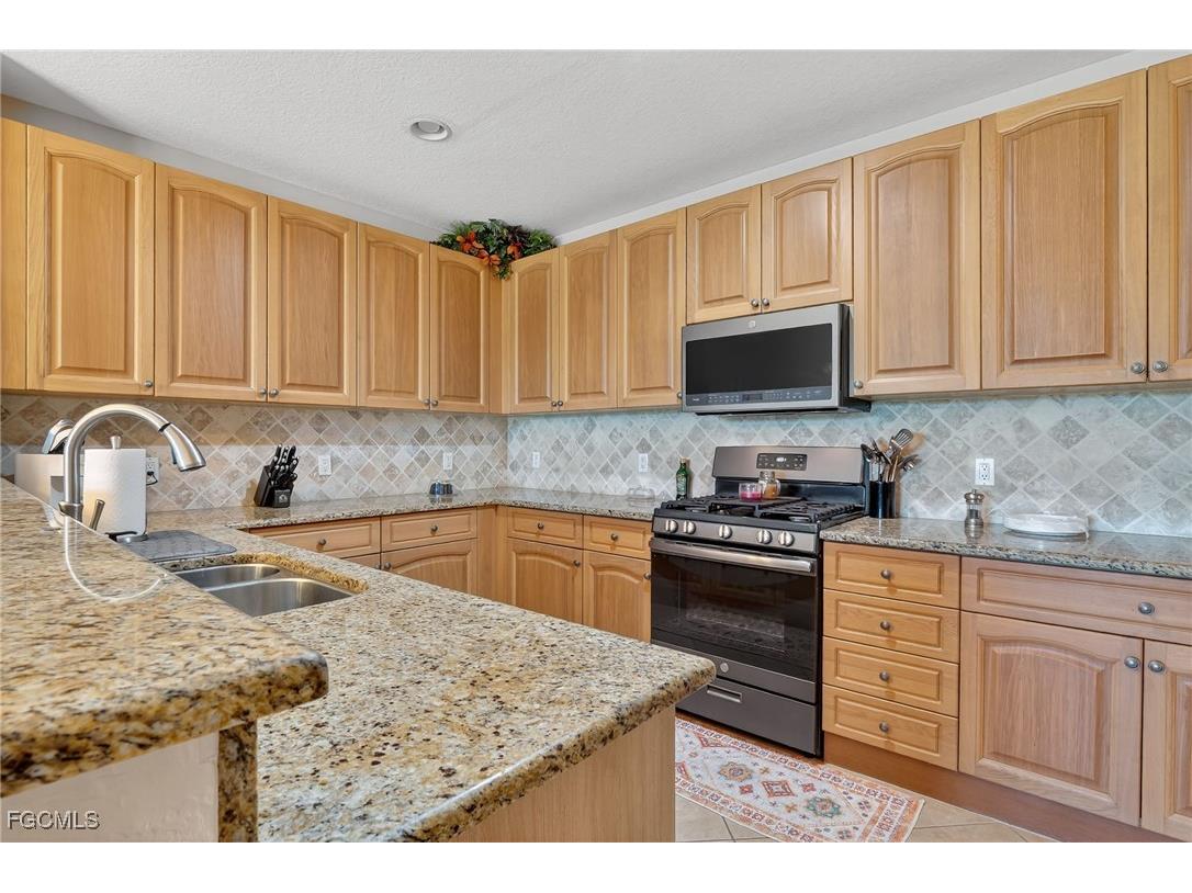 3735 Montreux Lane #102 Naples FL 34114 2025006391 image10