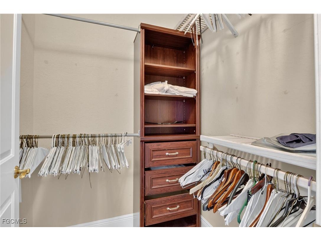 3735 Montreux Lane #102 Naples FL 34114 2025006391 image16