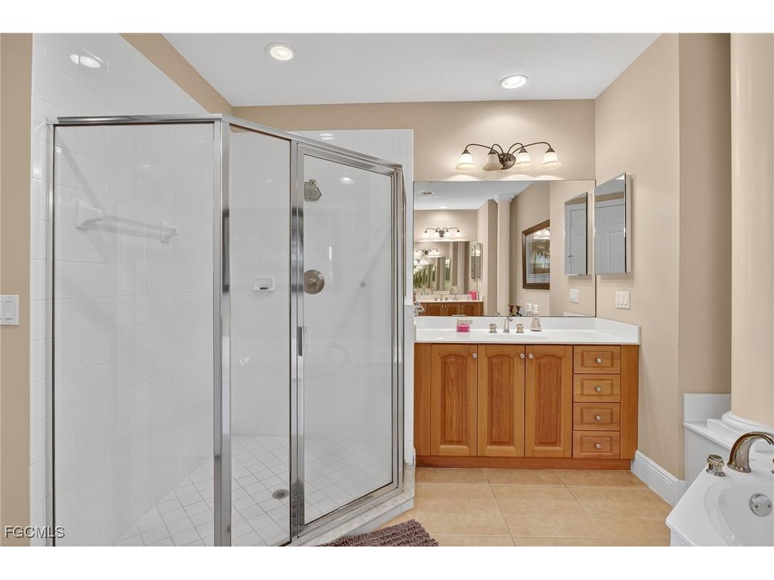 3735 Montreux Lane #102 Naples FL 34114 2025006391 image19