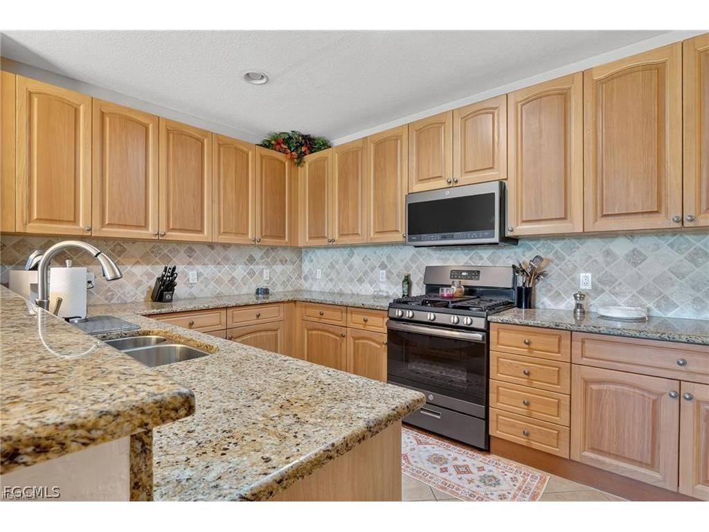 3735 Montreux Lane #BLDG 4-102 Naples FL 34114 2026010938 image10