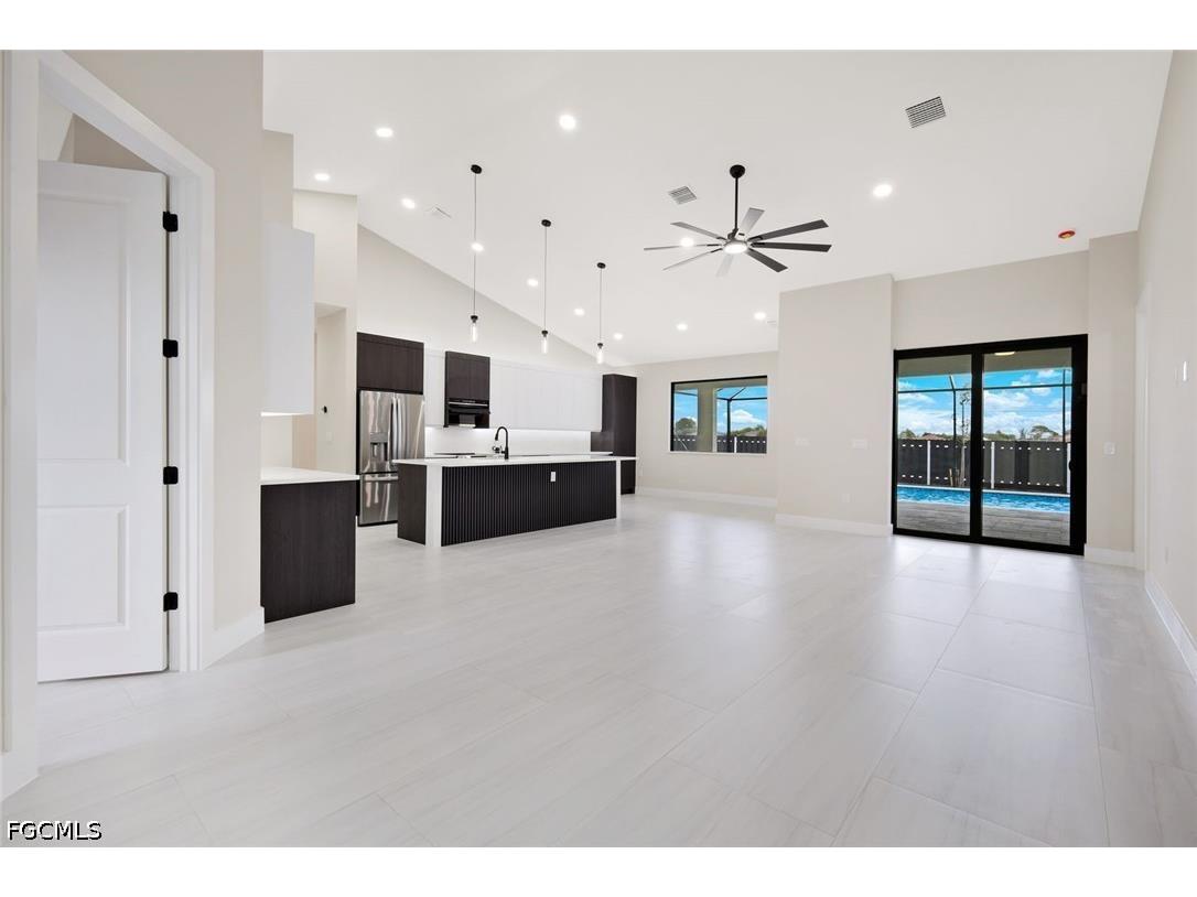 3735 SW 1st Terrace Cape Coral FL 33991 2026016155 image4