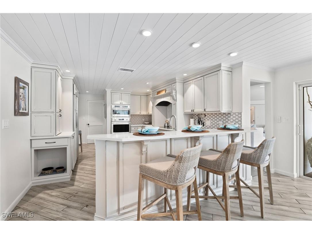 3737 Crayton Road Naples FL 34103 225077081 image10