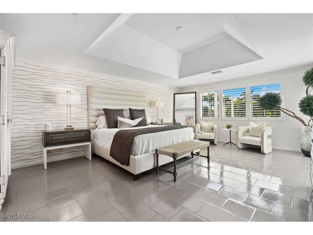 3737 Crayton Road Naples FL 34103 225077081 image11