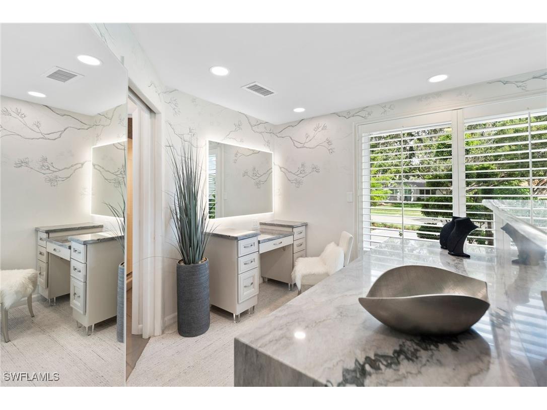 3737 Crayton Road Naples FL 34103 225077081 image16