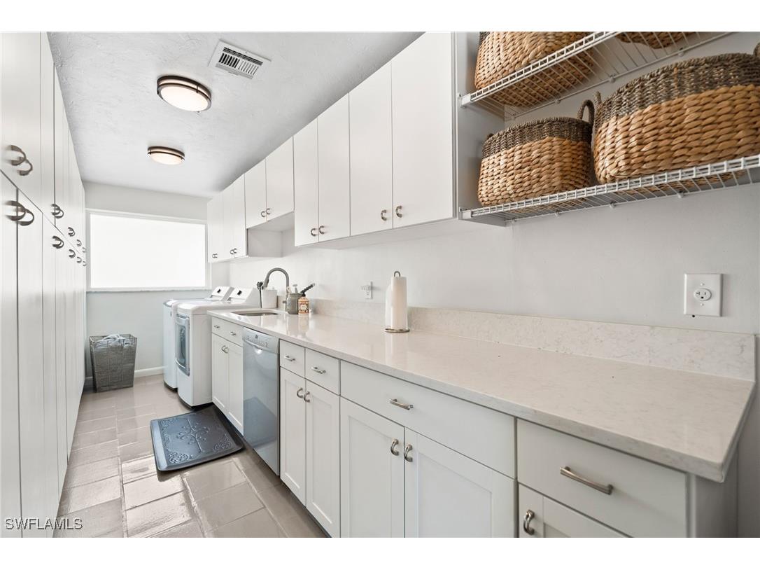 3737 Crayton Road Naples FL 34103 225077081 image24