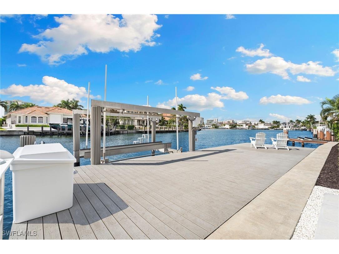 3737 Crayton Road Naples FL 34103 225077081 image26