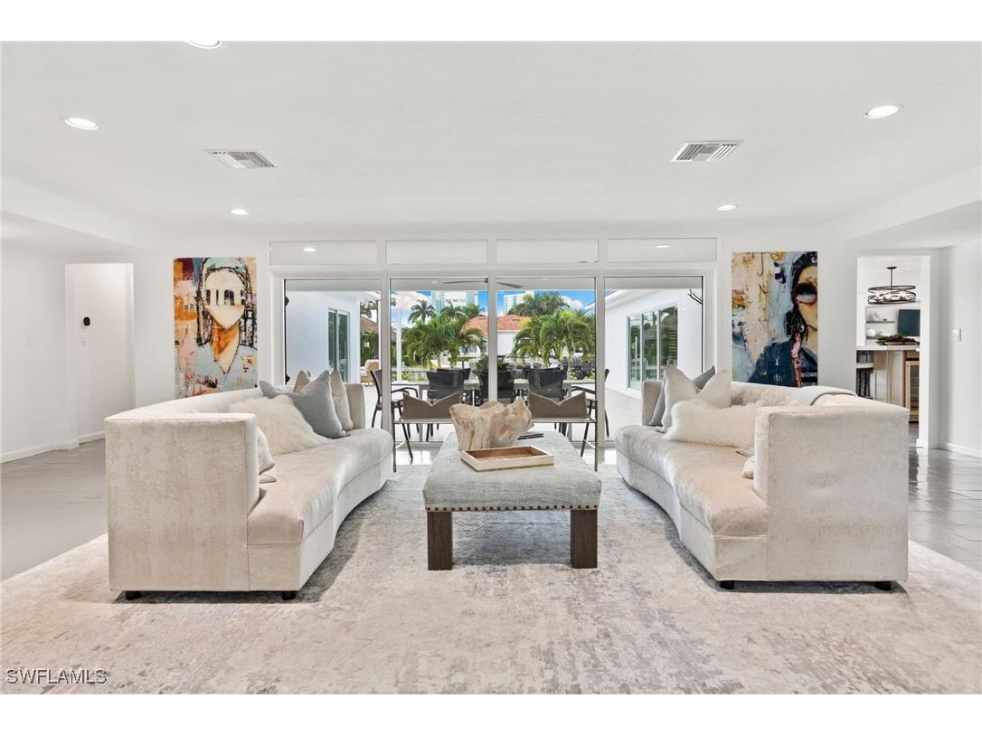 3737 Crayton Road Naples FL 34103 225077081 image8