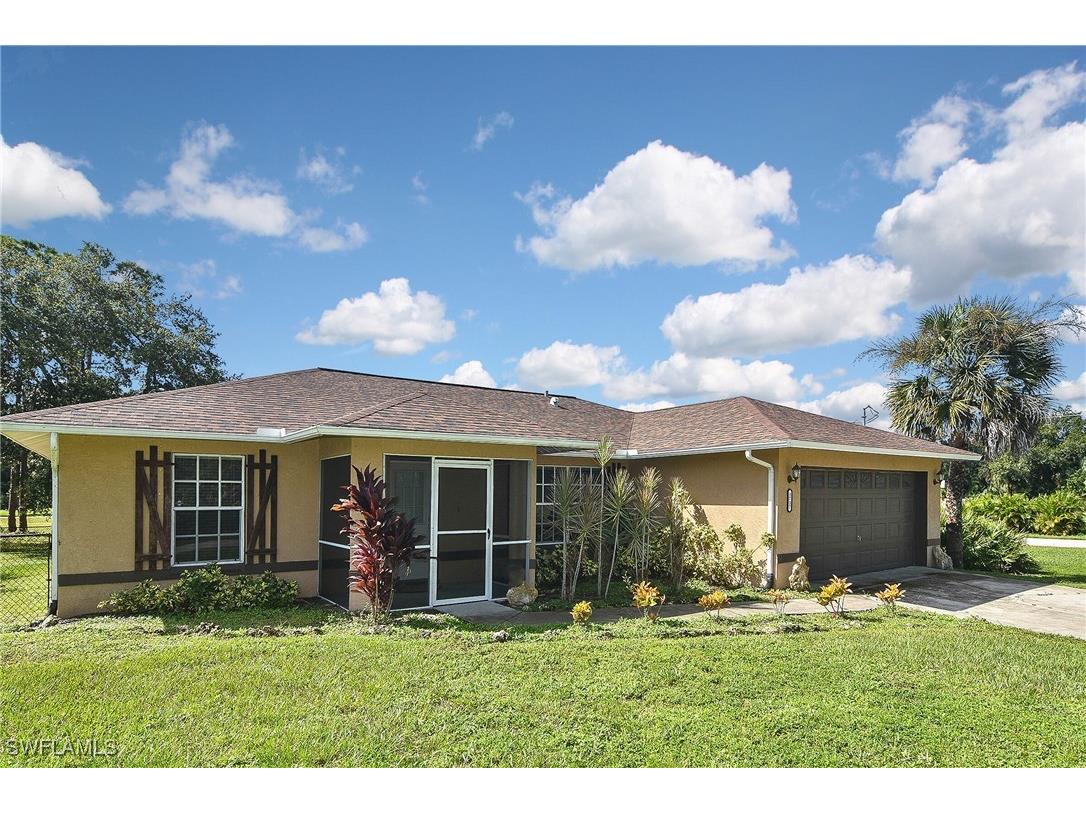 3737 Kemper Street Fort Myers FL 33905 224080653 image1
