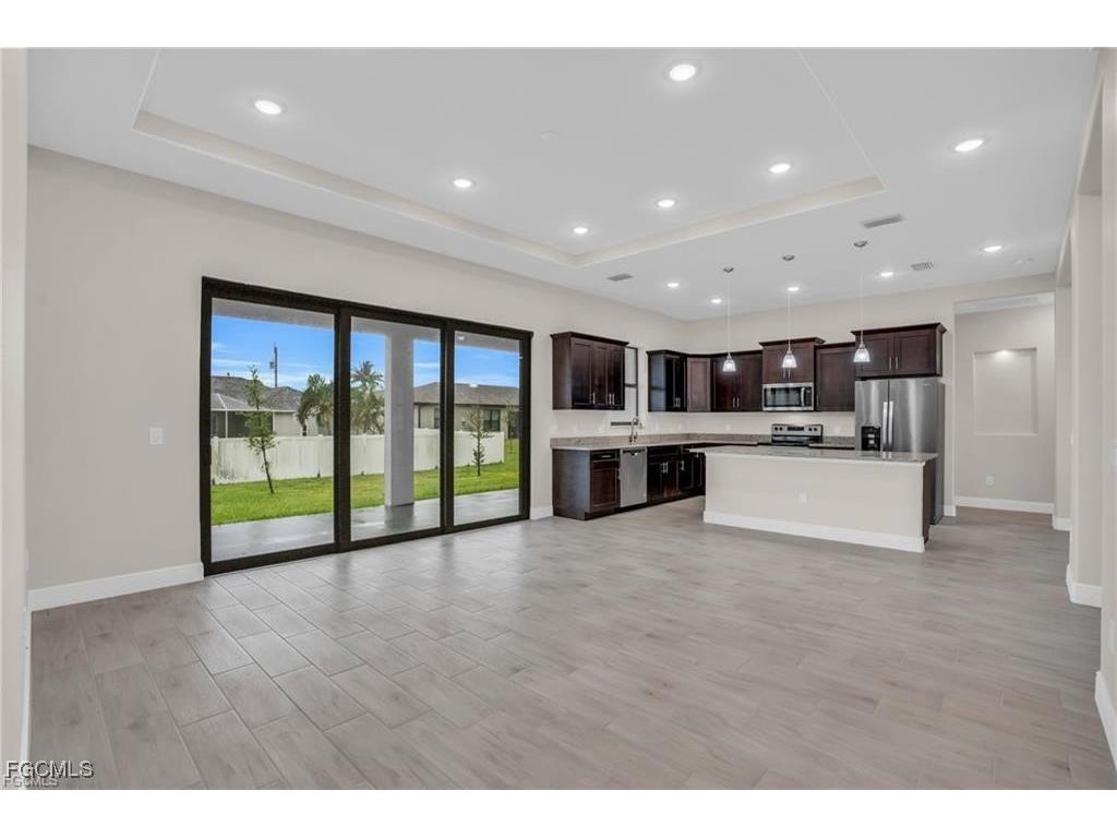 3737 SW 2nd Street Cape Coral FL 33991 2025020917 image7