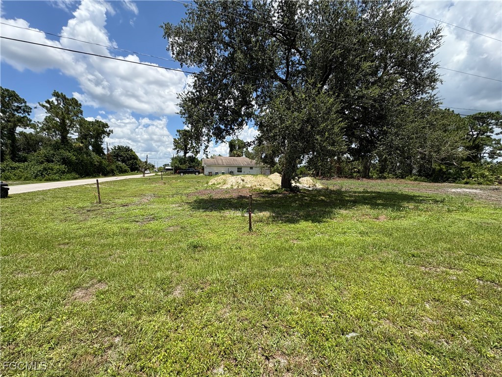 3738 Kemper Street Fort Myers FL 33905 2025004965 image6