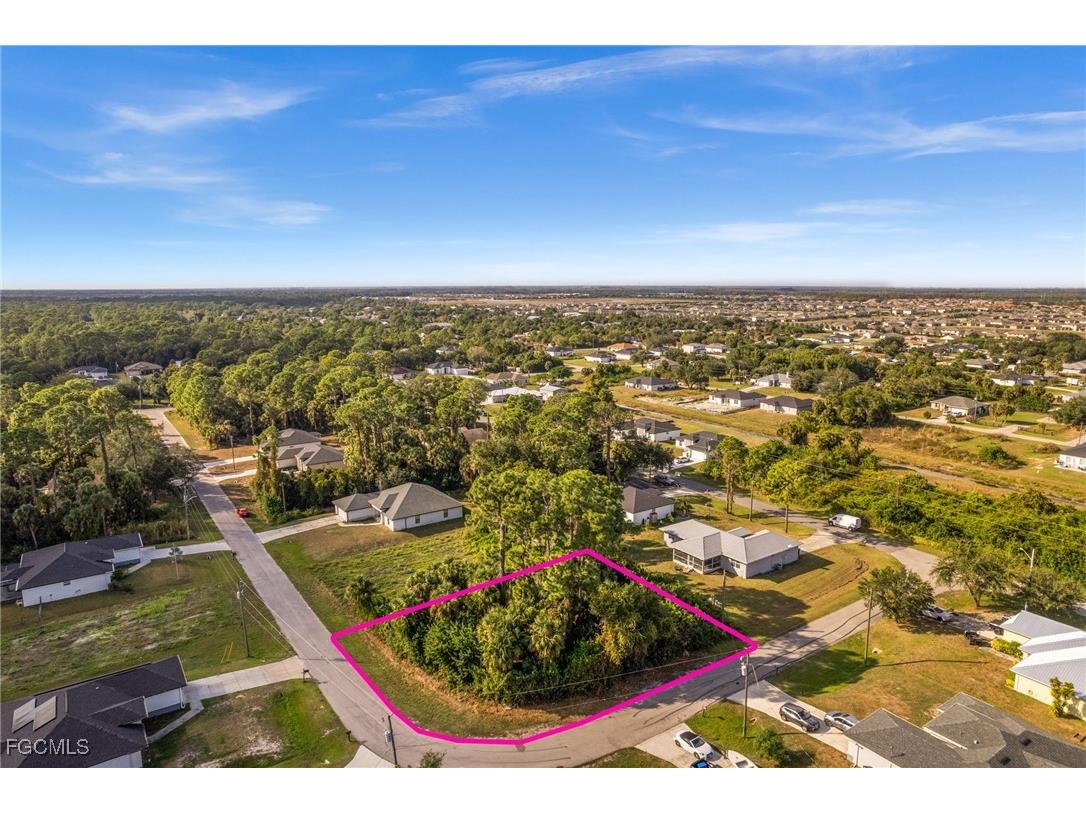 3738 Kenyon Street Fort Myers FL 33905 2025021463 image1