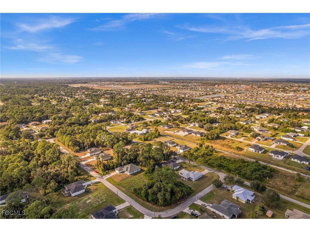 3738 Kenyon Street Fort Myers FL 33905 2025021463 image12