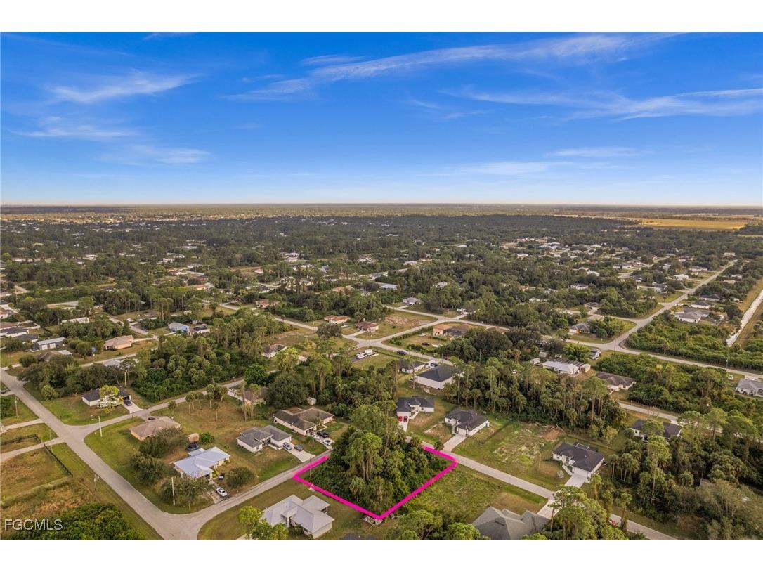 3738 Kenyon Street Fort Myers FL 33905 2025021463 image2