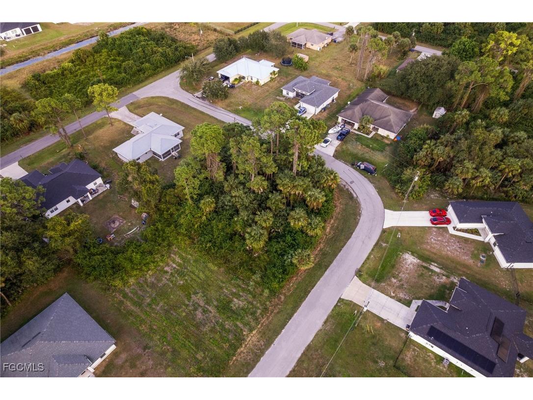 3738 Kenyon Street Fort Myers FL 33905 2025021463 image21