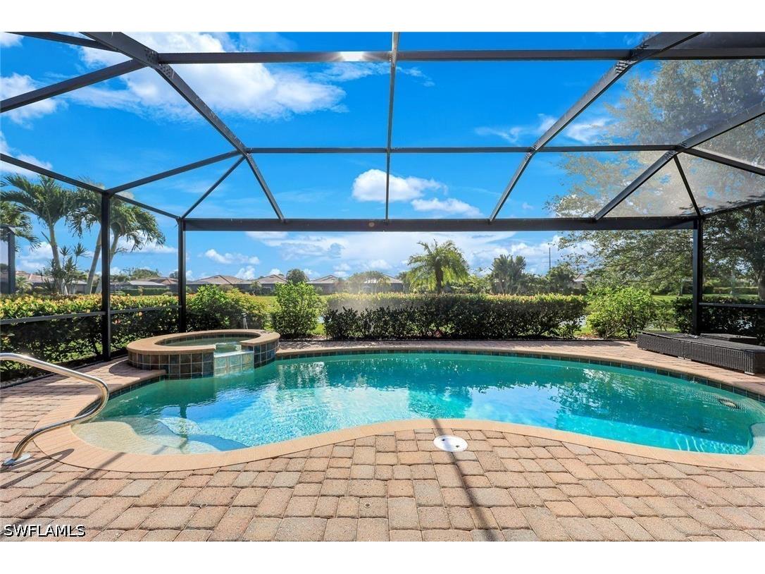 3738 Treasure Cove Circle Naples FL 34114 226019874 image1