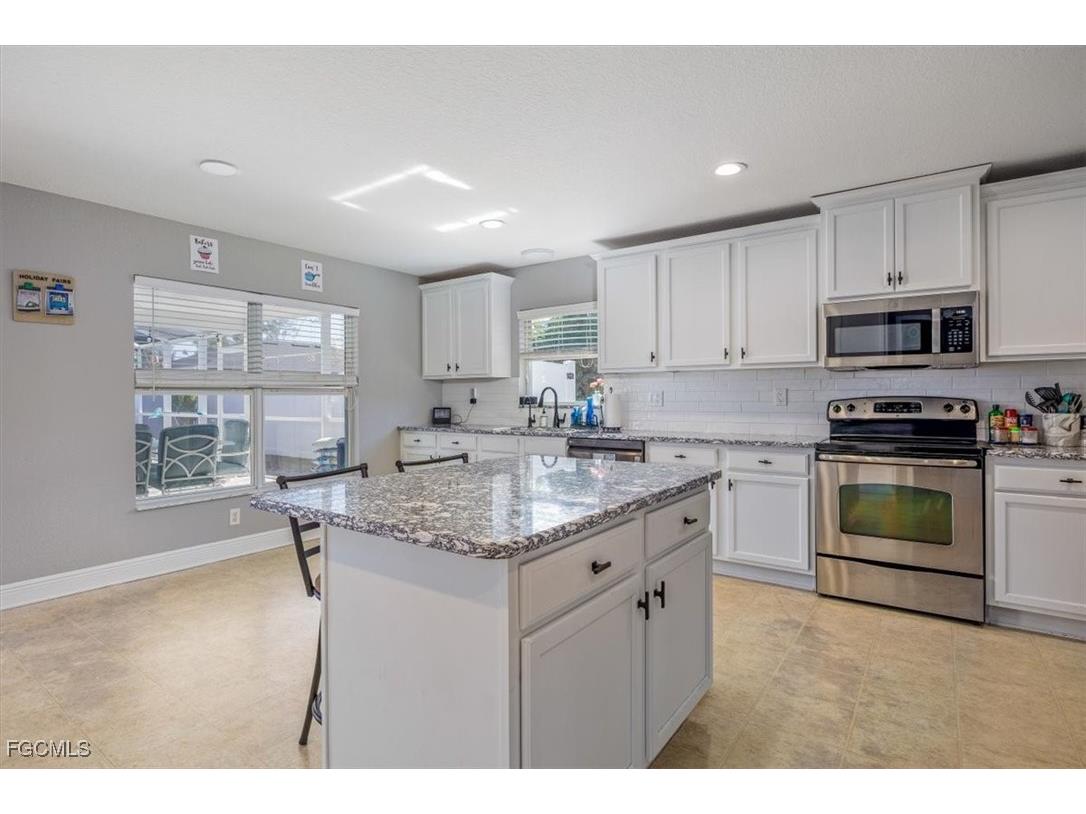 3739 NE 16th Avenue Cape Coral FL 33909 2025018266 image13