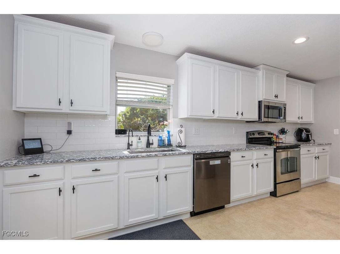 3739 NE 16th Avenue Cape Coral FL 33909 2025018266 image14