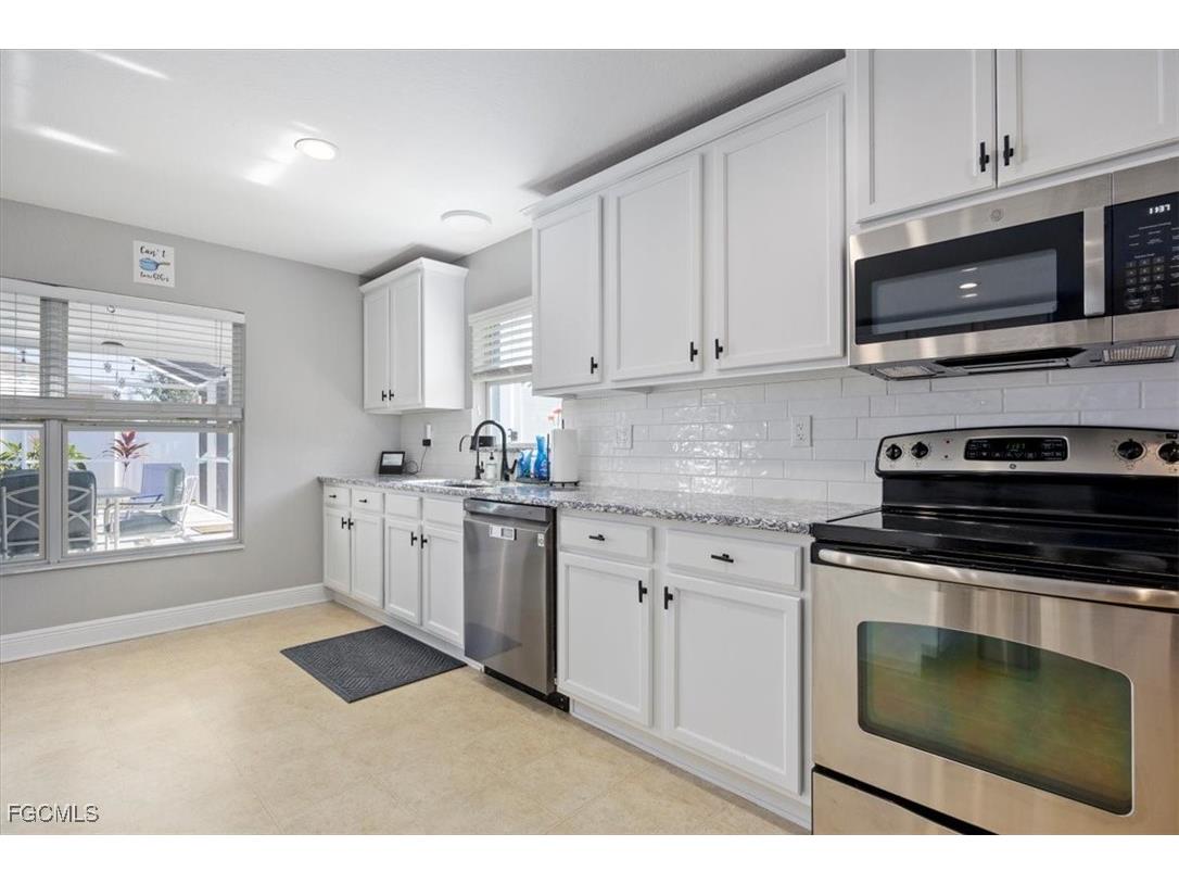 3739 NE 16th Avenue Cape Coral FL 33909 2025018266 image15