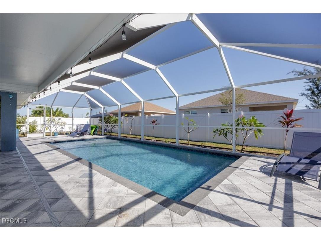 3739 NE 16th Avenue Cape Coral FL 33909 2025018266 image2