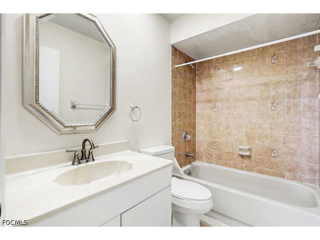 3739 SW 9th Avenue #112 Cape Coral FL 33914 2026018370 image13