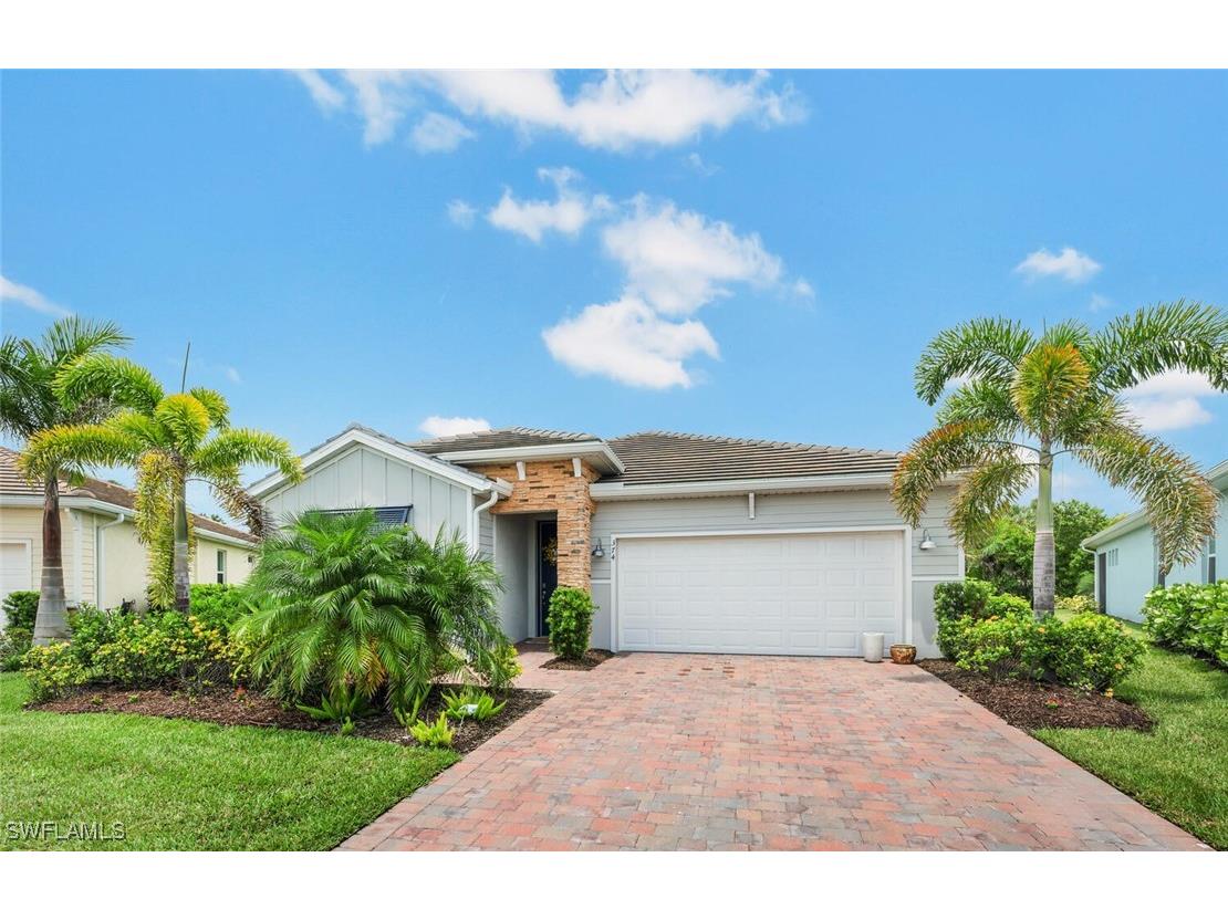 374 Deauville Loop Naples FL 34114 225057241 image1