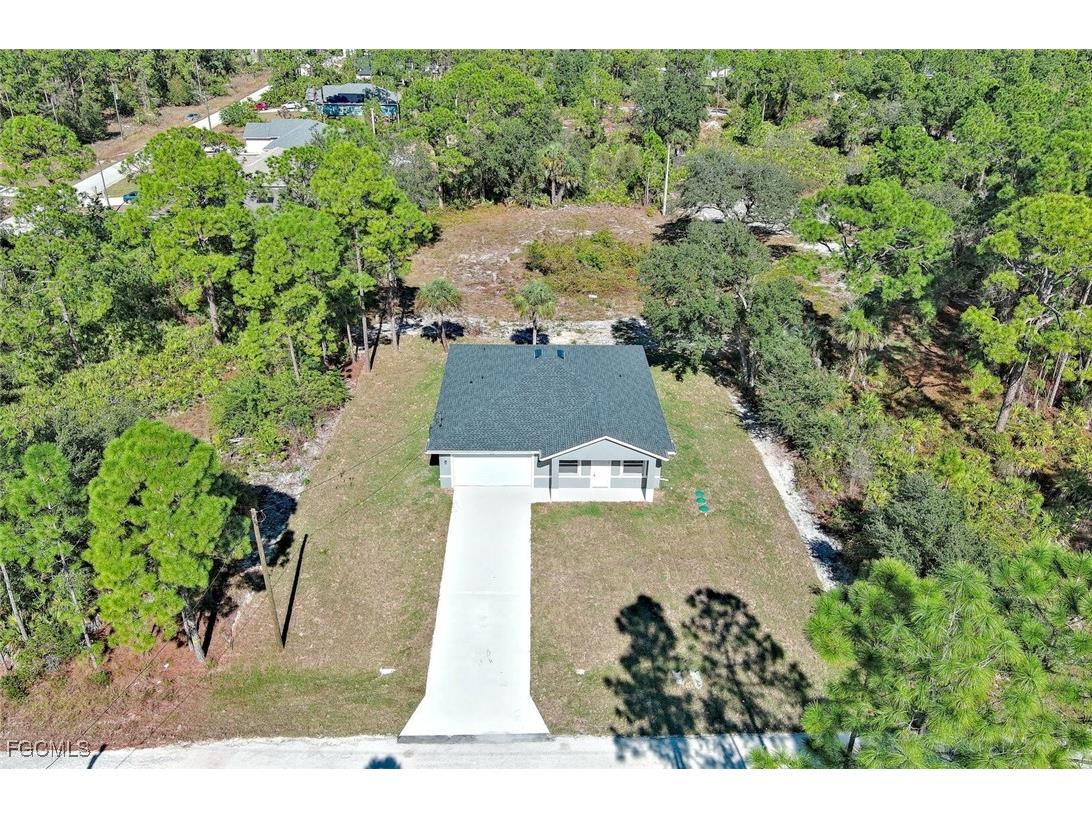 374 Nestle Avenue Lehigh Acres FL 33972 2025026267 image3