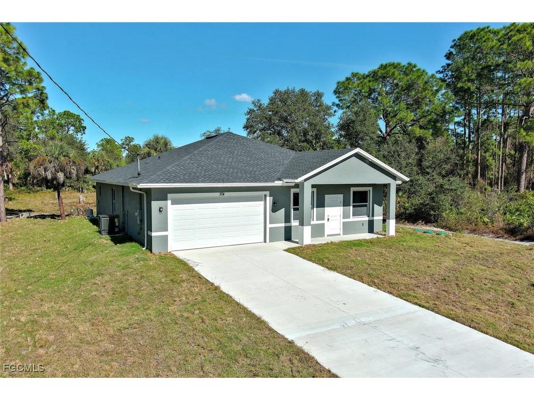 374 Nestle Avenue Lehigh Acres FL 33972 2025026267 image4