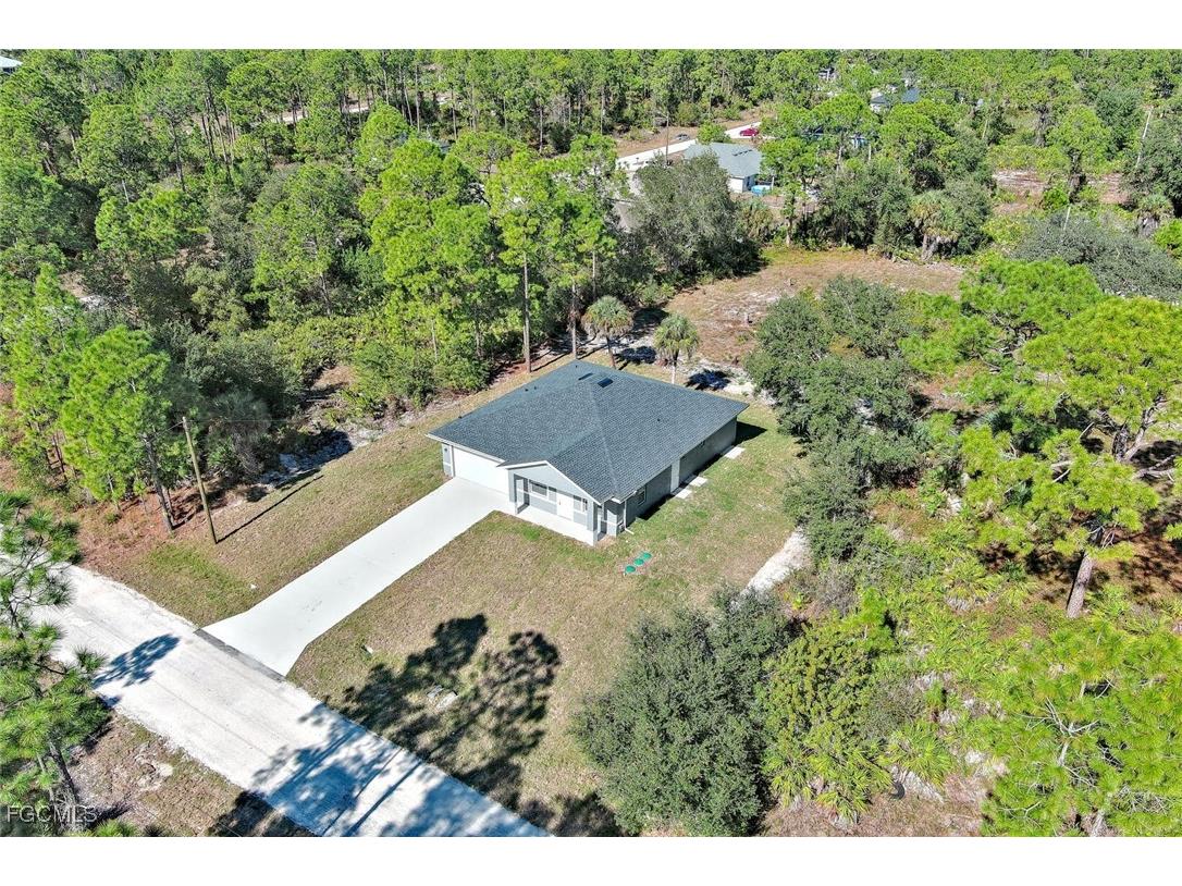 374 Nestle Avenue Lehigh Acres FL 33972 2025026267 image7