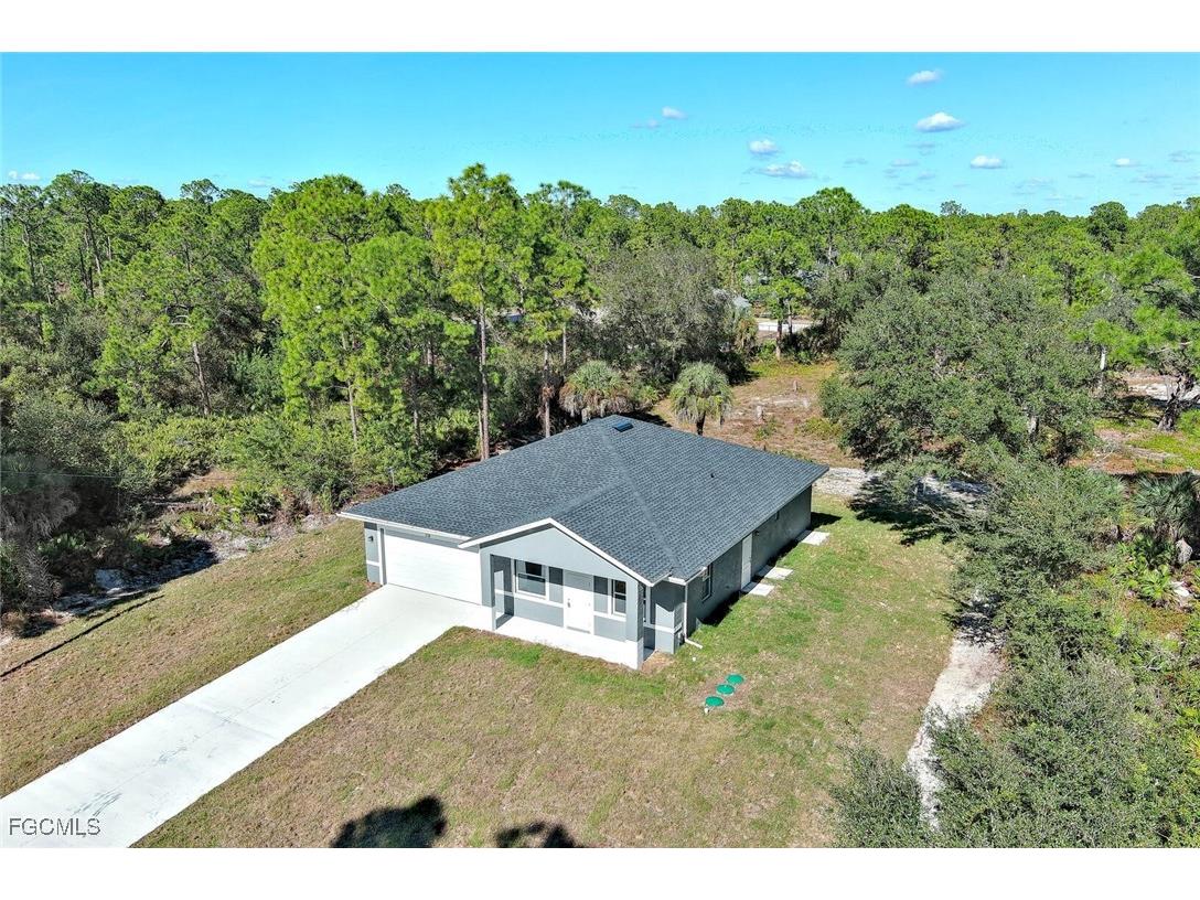 374 Nestle Avenue Lehigh Acres FL 33972 2025026267 image8