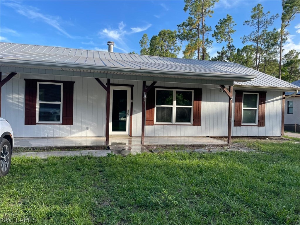 3740 8th Avenue SE Naples FL 34117 224055009 image1