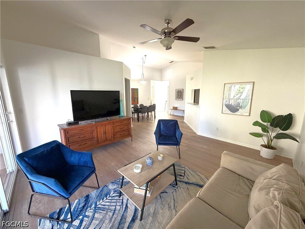 3740 Fieldstone Boulevard #104 Naples FL 34109 2026018192 image3