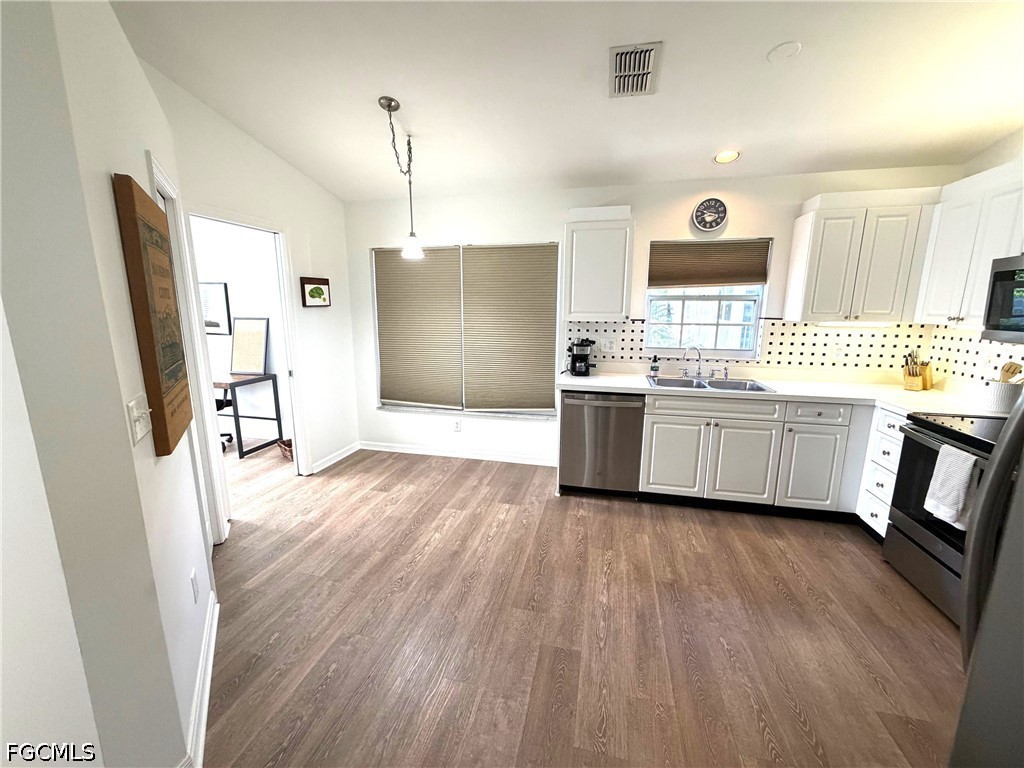 3740 Fieldstone Boulevard #104 Naples FL 34109 2026018192 image9