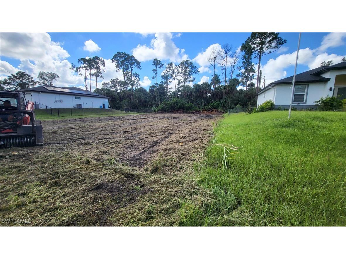 3741 Kenyon Street Fort Myers FL 33905 225003347 image1