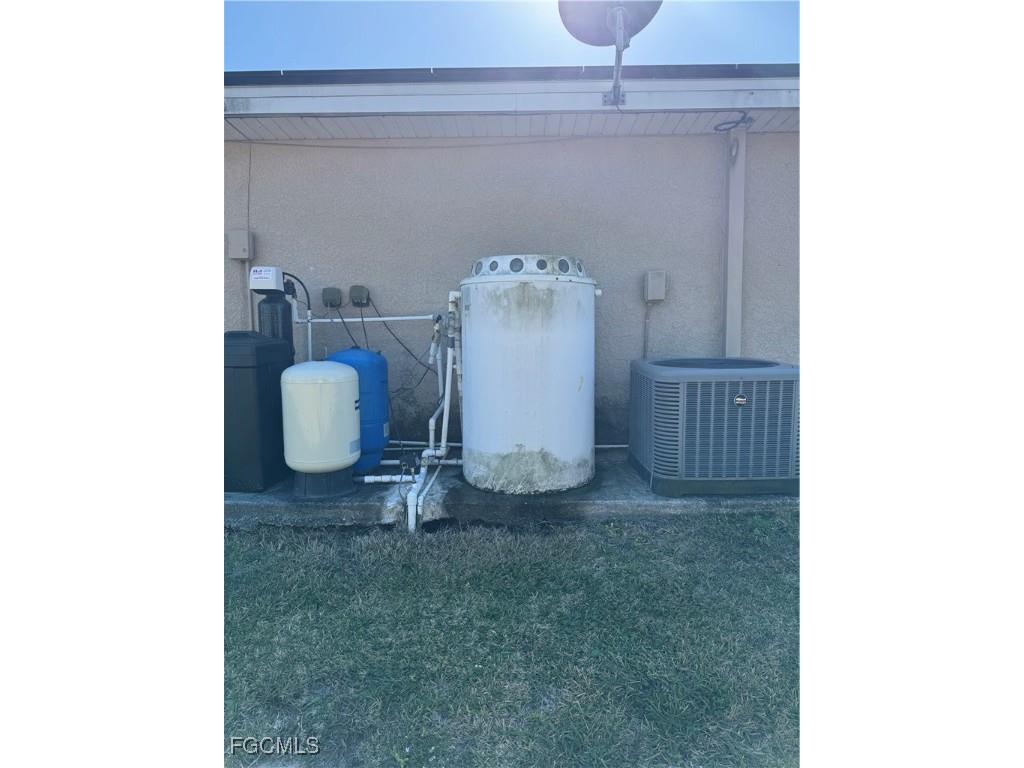 3741 NE 13th Avenue Cape Coral FL 33909 2025022512 image18