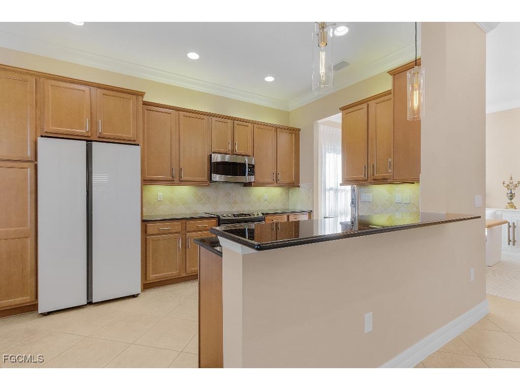 3741 Pleasant Springs Drive Naples FL 34119 2025002555 image12