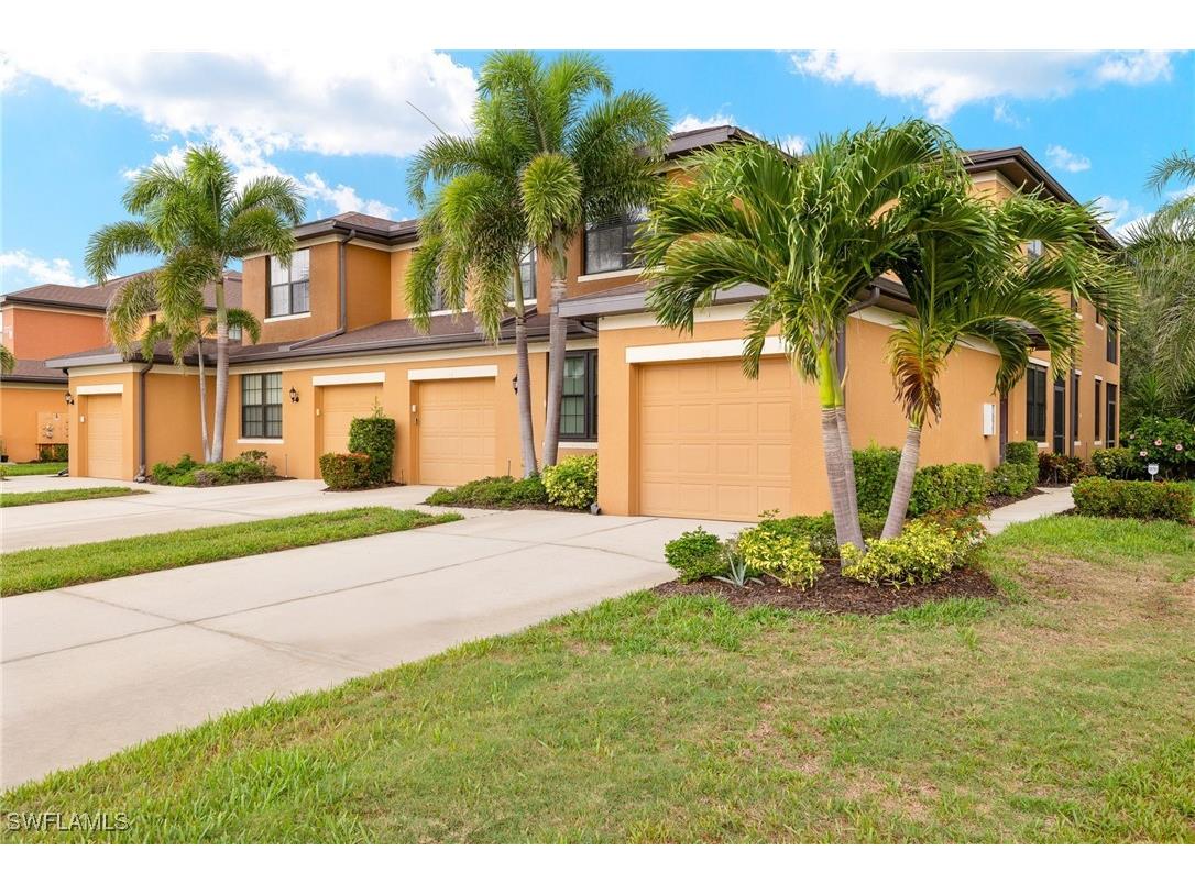 3742 Pino Vista Way #4 Estero FL 33928 225078670 image1