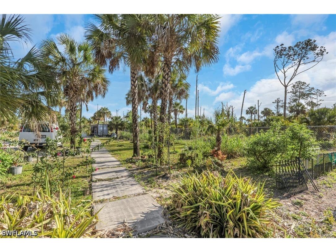 3743 16th Avenue SE Naples FL 34117 226016456 image25