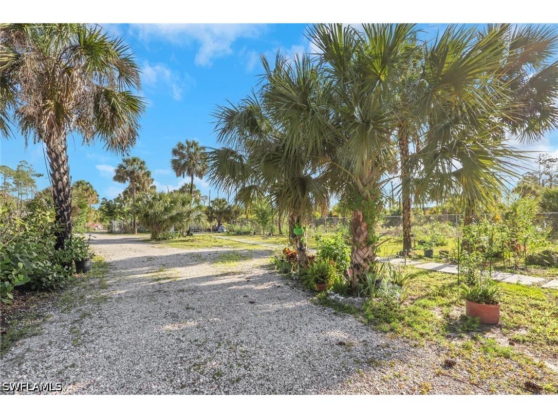 3743 16th Avenue SE Naples FL 34117 226016456 image26