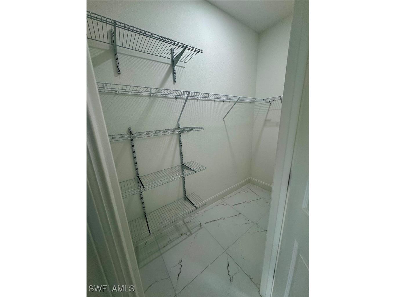 3743 Kenyon Street Fort Myers FL 33905 226002261 image10